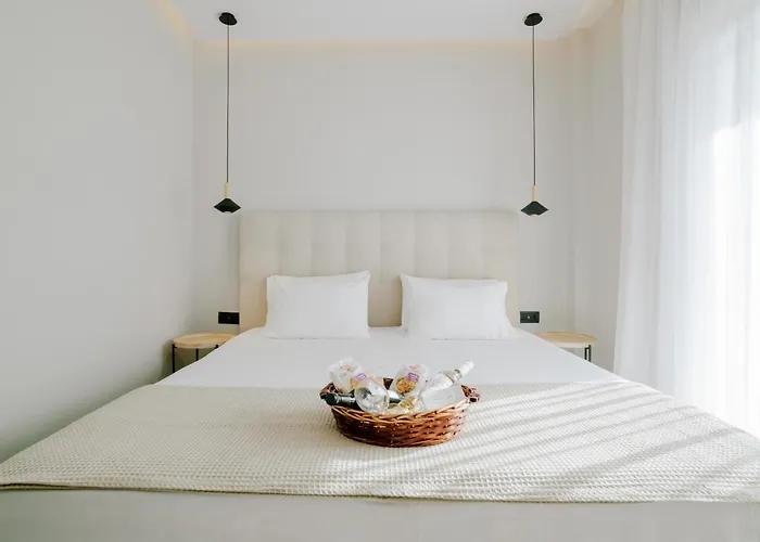 Aelia Prime Experience 3 شقة *