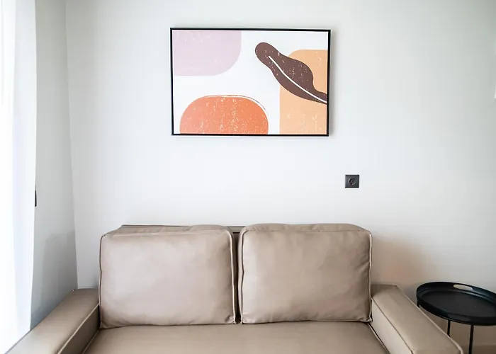 Aelia Prime Experience 3 شقة *